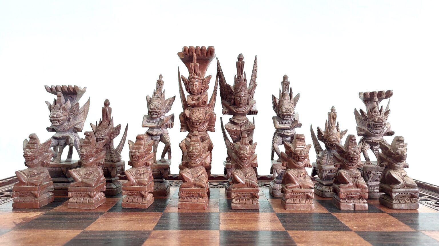 Bali-erotic-chess-set (6)